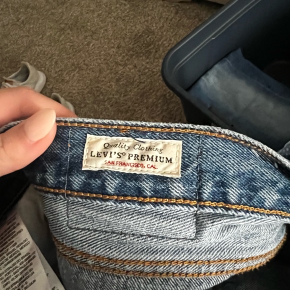 Jeans - Picture 2 of 2